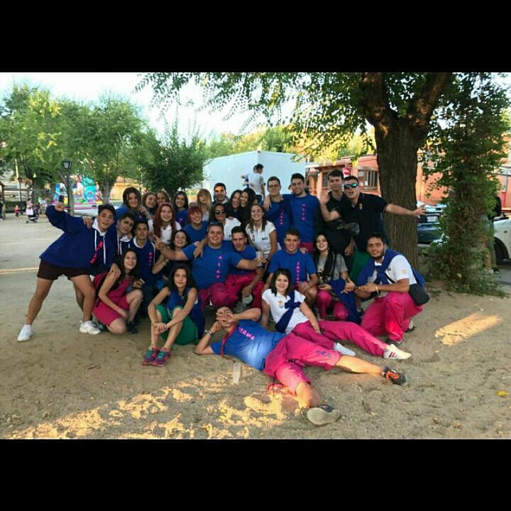 _palomaares's tweet photo. Vuelta a atrás, entrar en un bucle con sólo esto. #FDB17 🔙😢🏡❤ https://t.co/DzbMAv5Vuk