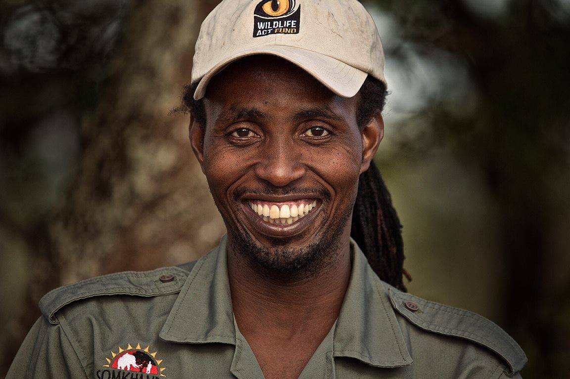 Please show your support for our runner who will be taking the <a href="/RhinoPeakC/">Rhino Peak Challenge</a> to raise funds for #conservation bit.ly/2vUPbX4