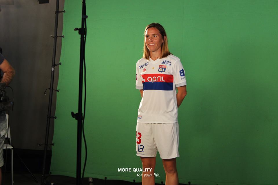 CapBodyMission's tweet photo. #BodyMission de LR partenaire de l'Olympique Lyonnais Féminin, et oui on joue avec la meilleure équipe du monde ! https://t.co/JhDVe8UQep https://t.co/PBqWOyvXxt