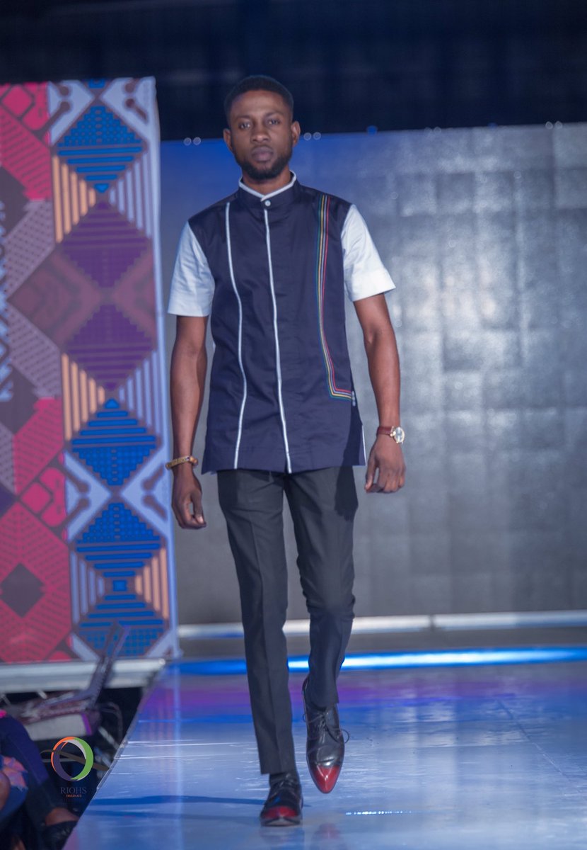 nanaqhuabena's tweet photo. Previously @riohsoriginate #styleup #model_life #life walk #one fav profession #awesome_designs https://t.co/kP5p87S36d