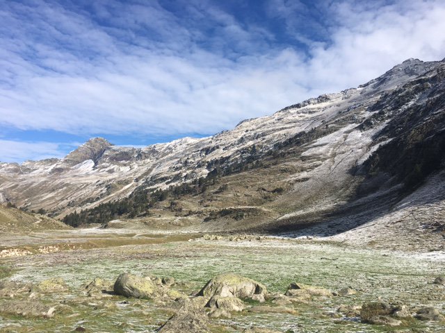 Primeras nieves por Pirineos...
The first snows in the Pyrenees...