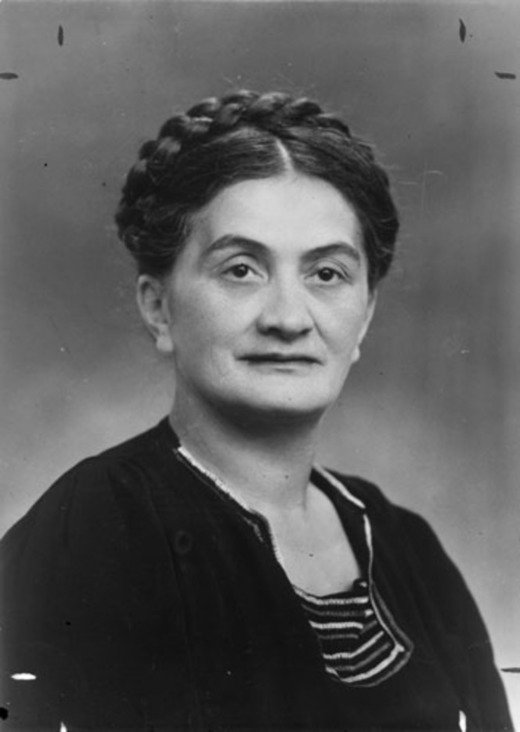 oldnzpics's tweet photo. Iriaka Matiu Ratana  1905–1981
Te Ati Haunui-a-Paparangi; entertainer, farmer, Ratana leader, politician
https://t.co/or80EDcHbQ https://t.co/nMSXBUz4Sf