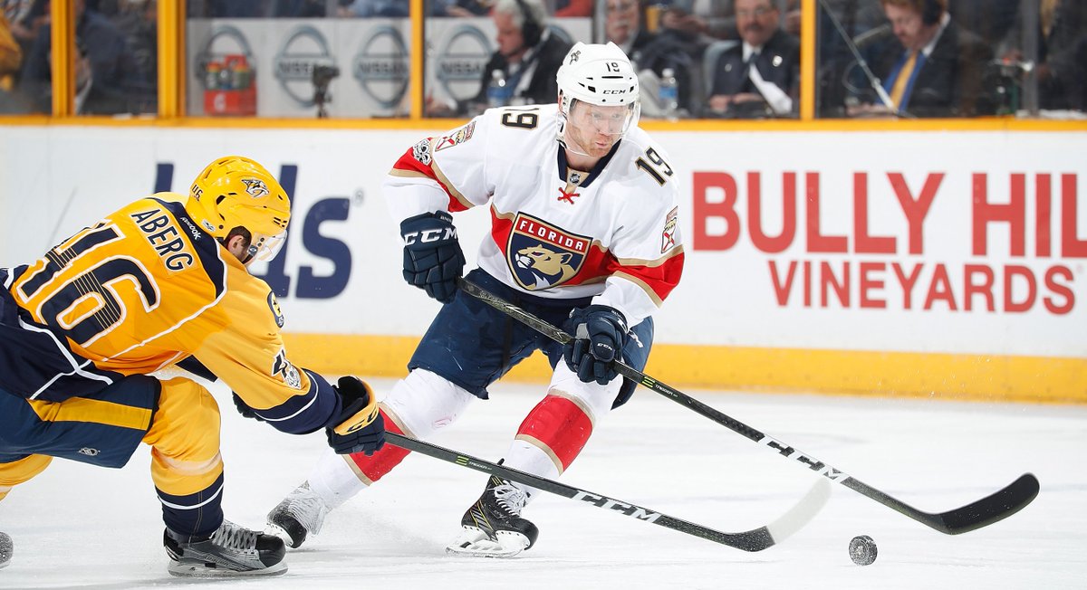 We've got pre-season hockey! The Cats play 2 in Nashville today at 4:30 p.m. & 8 p.m.  » bit.ly/catsCoffee0918 https://t.co/RA7pnoI6Aa