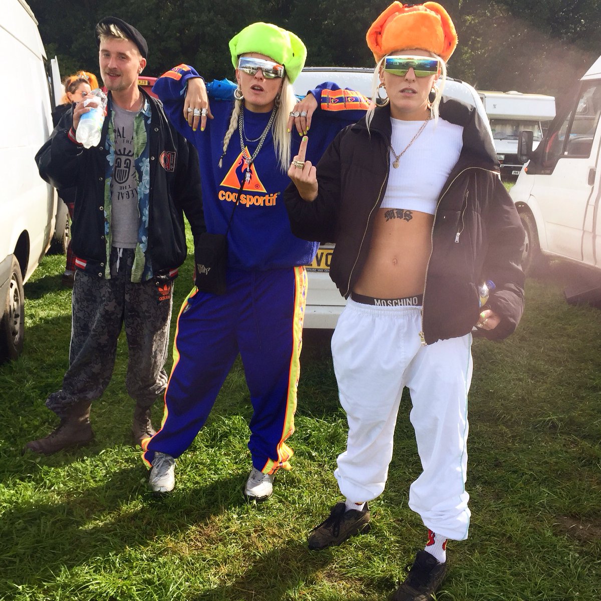MyBadSister's tweet photo. Take me back to @IllusiveFest ๐ทI fink I got a touch of the Ol festival fever ๐ช #welovefieldgigs #mbslive #twinsontour #ldnstyle #ravers #uk https://t.co/FQxF5PdL9G