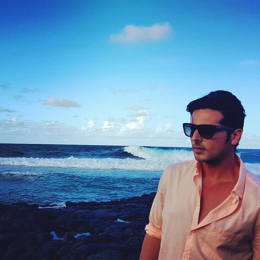 sidpmalhotra's tweet photo. The #Haasil music video composed and sung by @singer_shaan feat @nikifyinglife @izayedkhan @shethvatsal #tukahetoh coming soon @SonyTV https://t.co/julaUepi17
