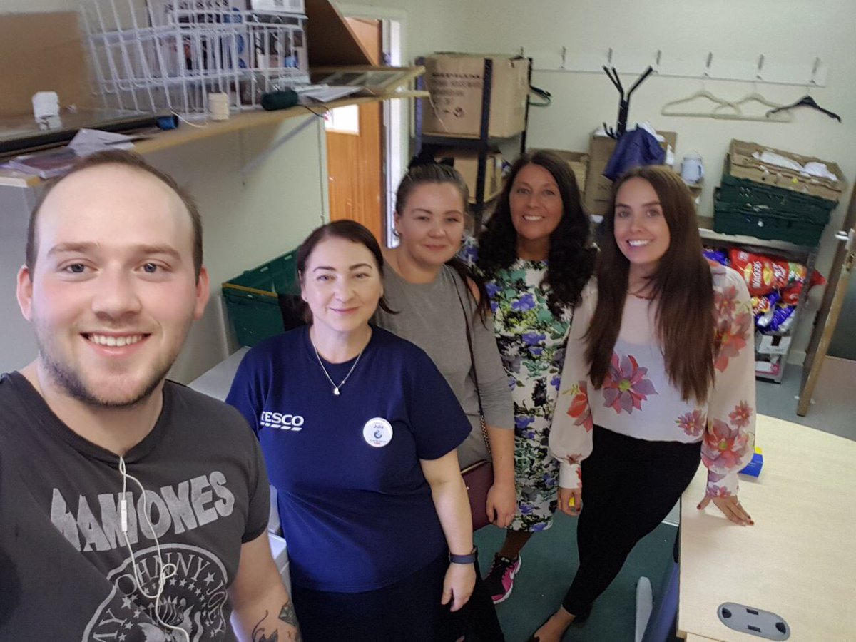 Lunch club today has been a great success thanks so much to Julie @TescoCountyRd &amp; our great team at the <a href="/L6Centre/">Walton Social Sundays</a>