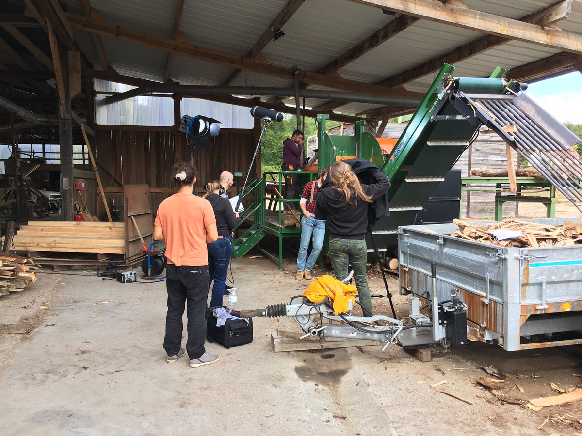 #workinprogress <a href="/FranceBoisBuche/">France Bois Bûche</a> @arbocentre_bois @FranceBoisReg <a href="/AgenceTypic/">typic</a> #boisdechauffagedequalite