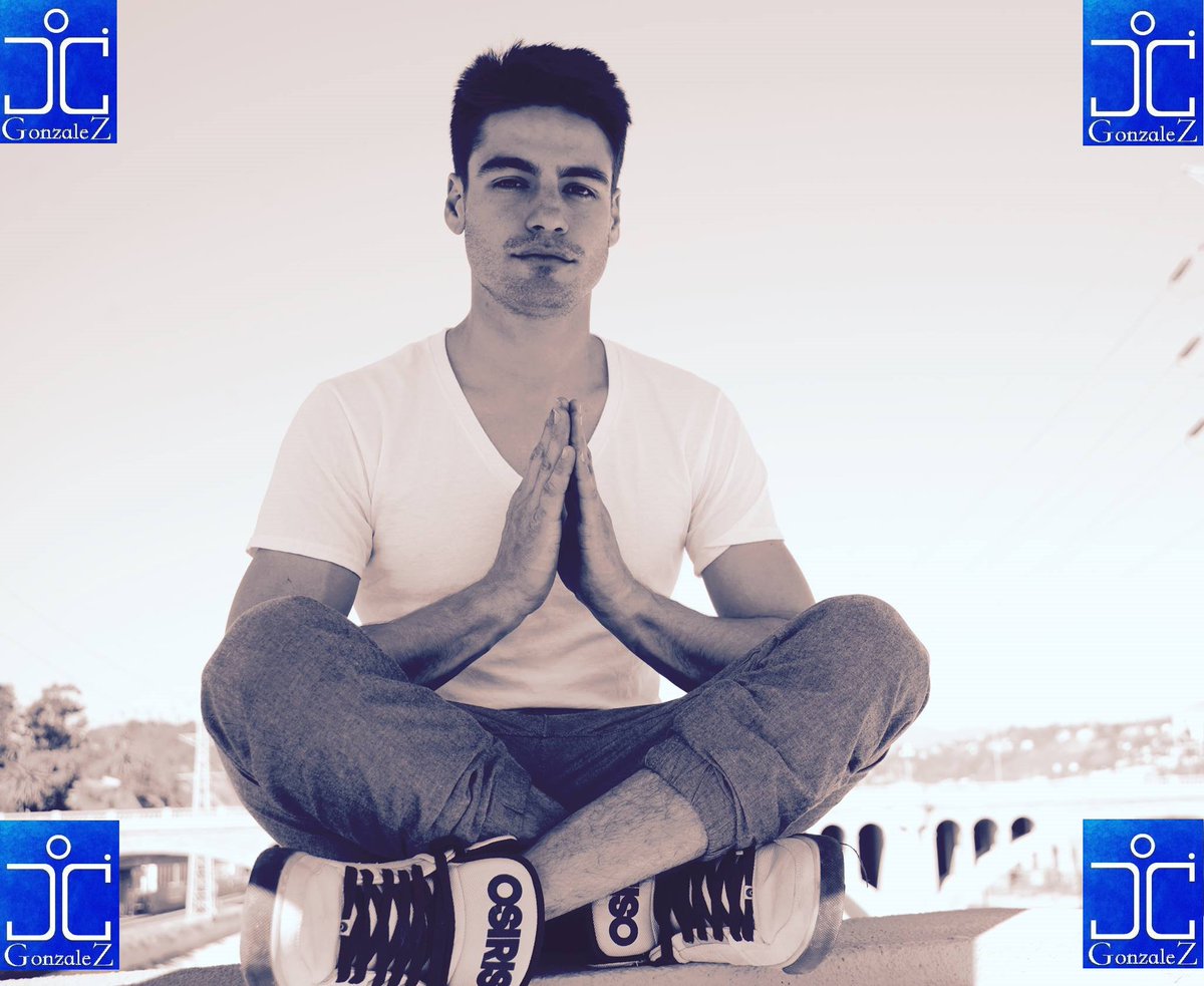 JCGonzalezMusic's tweet image. No sé si tengo que #explicar mis #razones para que #entiendas mis #decisiones....