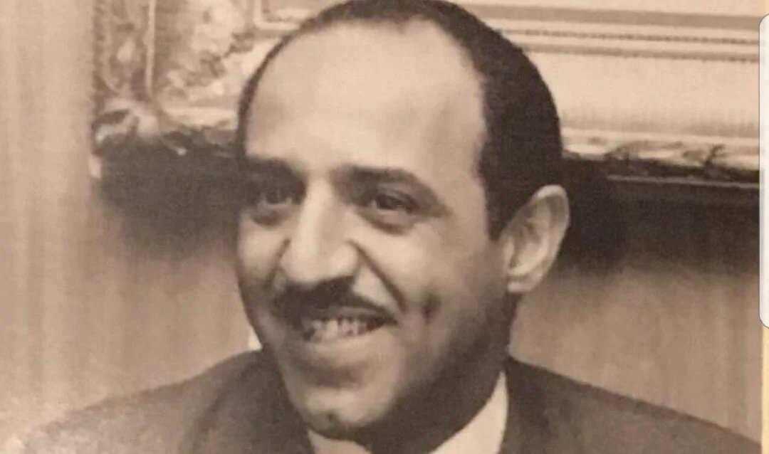 صباح الاحمد الله يحفظه رمز الأنسانيه عاش صباح الامير تحيا بلادي الكويت