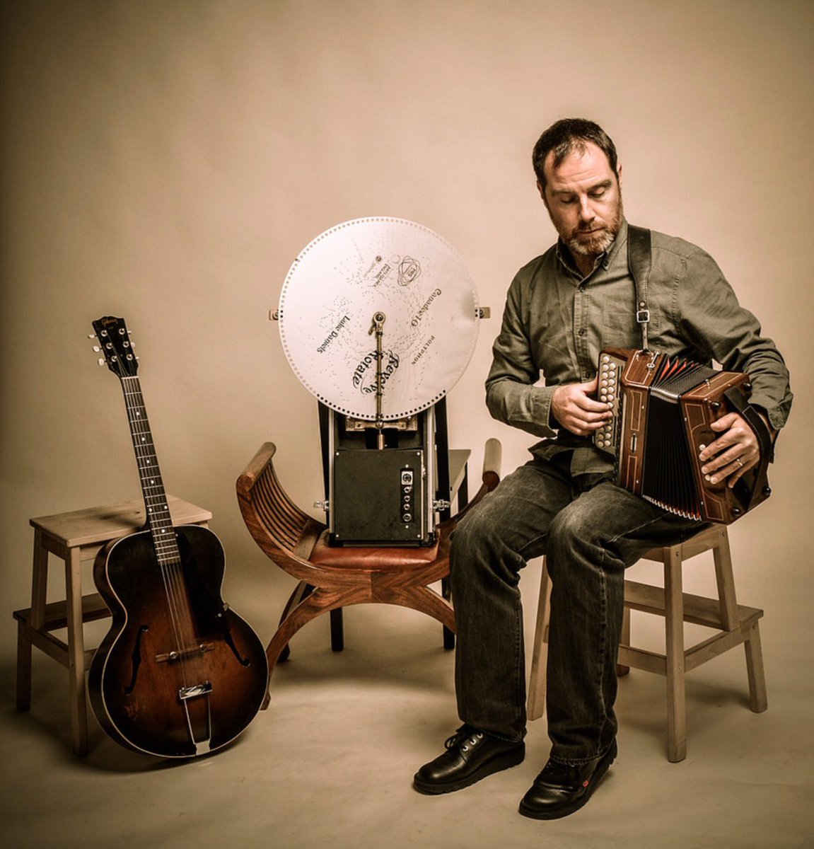 Folk singer, electronic composer and #Polyphon polymath. @lukedanielsfolk is coming to town: liverpooletc.com/fearless-folk-… #Folk #Liverpool