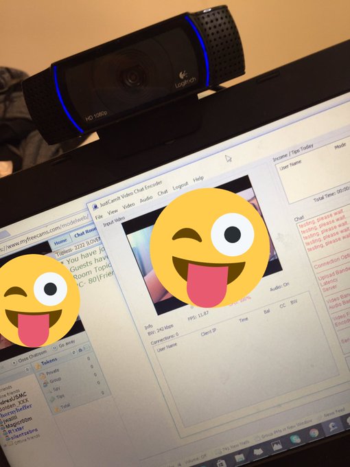 Watch Daisy Dillon's leaked NSFW photo on TwXstars