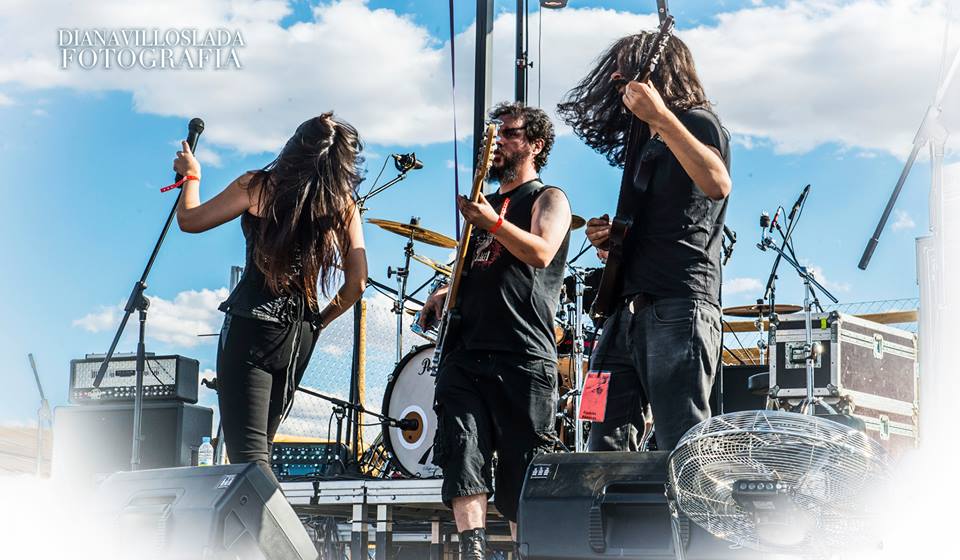 PNocte's tweet photo. Primeras instantáneas de nuestro paso por el #HellRockFest. 

¡Gracias @Darkabsinthe por las magníficas fotografías! #PrimaNocte https://t.co/YNF0PZwZSm