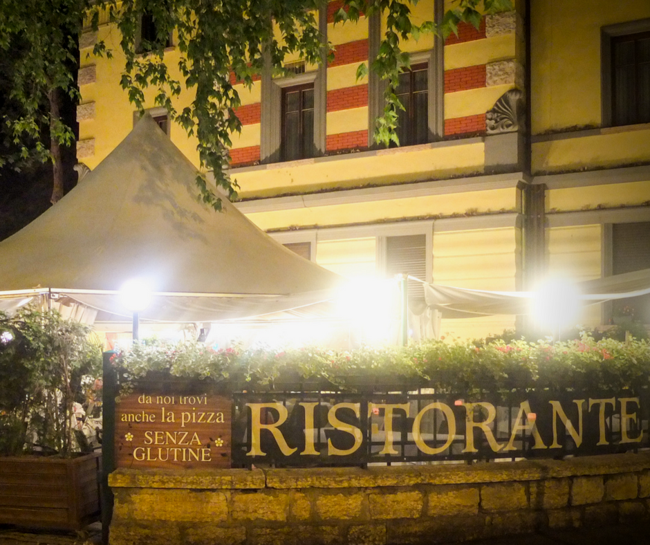 Green_Tower's tweet photo. Prima dell'arrivo dell'autunno perchè non regalarsi una cena nel nostro dehors?
#greentower #ristorante #pizzeria #trento https://t.co/00H4NRsH5h