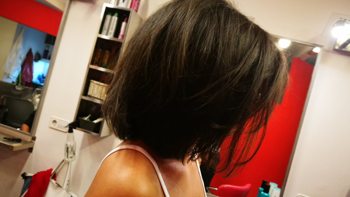 MarMirandaEstil's tweet photo. #marmiranda#style#hair https://t.co/JpVhYQG4LY