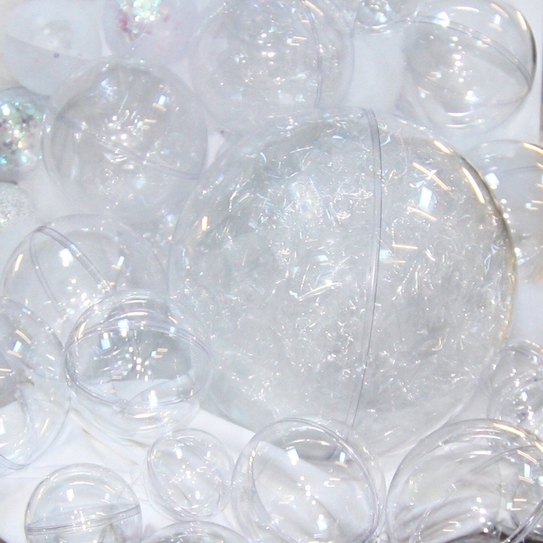 It’s a bubbly world #justthatchristmasfeeling #modeldepartment  #craft #manufacturing #Christmas #eventprofs