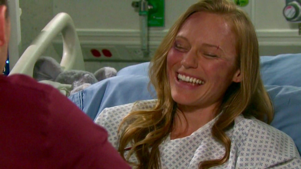 marcimilfans's tweet photo. #tuesdaythrowback 8/21/17 #Days #Chabby 💍🤵🏻👰❤️ #picturespam https://t.co/gQ6aveoDC1