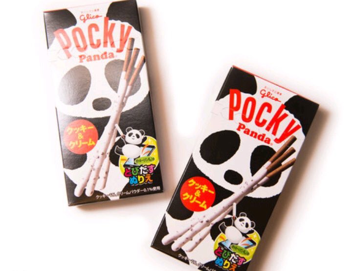 AnonymousGiftRP's tweet image. To: @Deaf_Wentz_RP 

I saw these and thought of you.... Maybe we can play a game of pocky later.
~Lunchbox