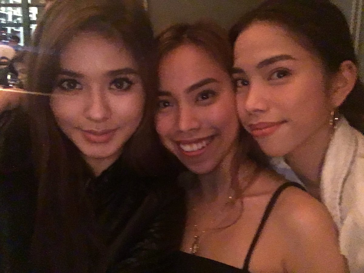 officialjojjai's tweet photo. Last night with Bebe @iamAndalioLoisa 😘
#TGSSpecialScreening https://t.co/0dfIeFu5gL