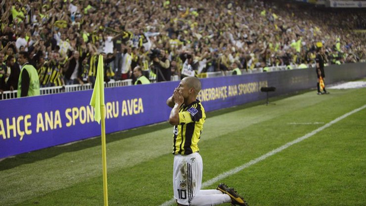 ‘Alex Camera 10’ belgeselinin galası yapıldı: Ekimde Türkiye’de
diken.com.tr/alex-camera-10…