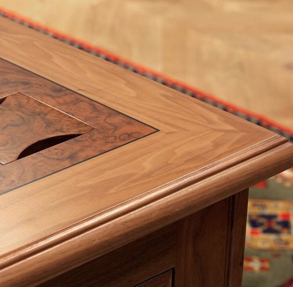 WoodWorksOnline's tweet photo. Inlay game strong #bespoke #madeinengland #thewoodworksbest #veneer #wood https://t.co/svsfjyXYIx