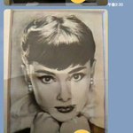 うますぎる!母が鉛筆で描いたオードリー・ヘプバーンとマリリン・モンローとがすごい!