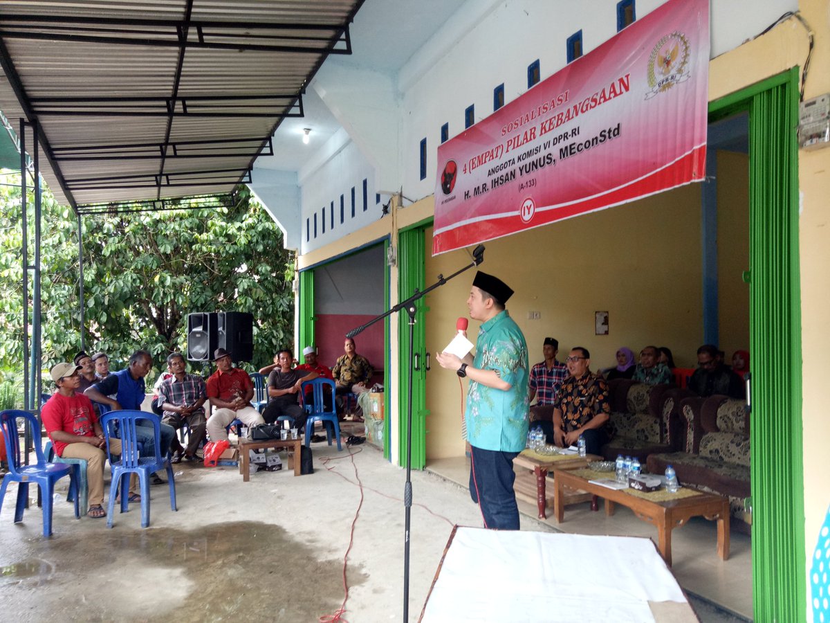 sof2i4di's tweet image. Sosialisasi 4 pilar kebangsaan DPR RI H. MR ihsan yunus dlm kabupaten Muaro jambi