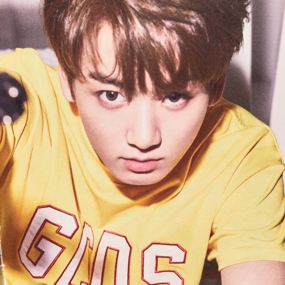 golden_baby97's tweet photo. Look how cute this innocent boy is.😍 https://t.co/iMtdP7cp75