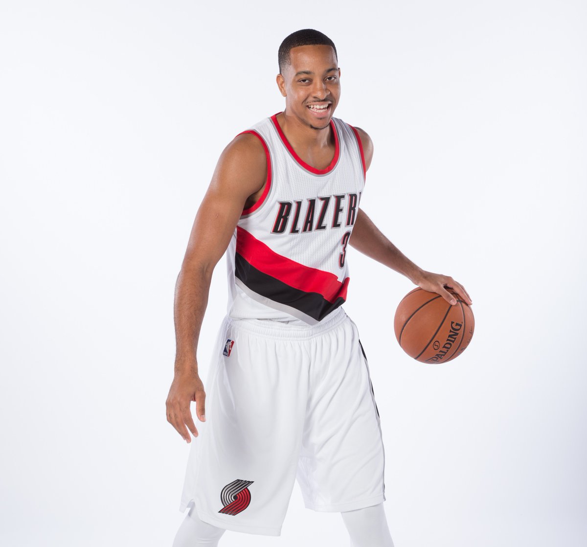 Join us in wishing @CJMcCollum of the @trailblazers a HAPPY 26th BIRTHDAY! #NBABDAY https://t.co/3Ew3Drz2Oy