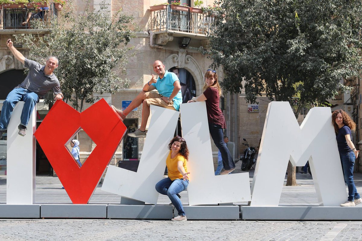 IsraelRamah's tweet photo. Wishing all the Ramahniks out there - שנה טובה ומתוקה, a sweet, healthy, fulfilling and happy new year! https://t.co/fGn34UTtPC