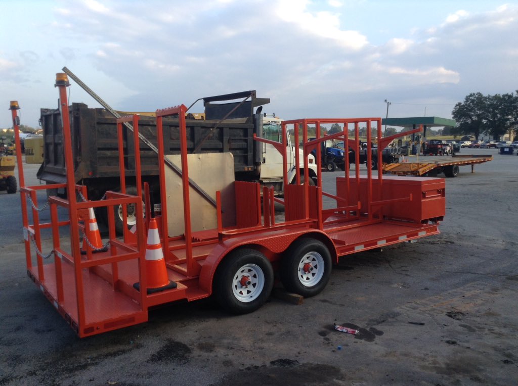 ACFleetService's tweet photo. New custom built sign trailer to assist with road closures for the Roads and Bridges Sign shop. https://t.co/VzKTtqoqYE