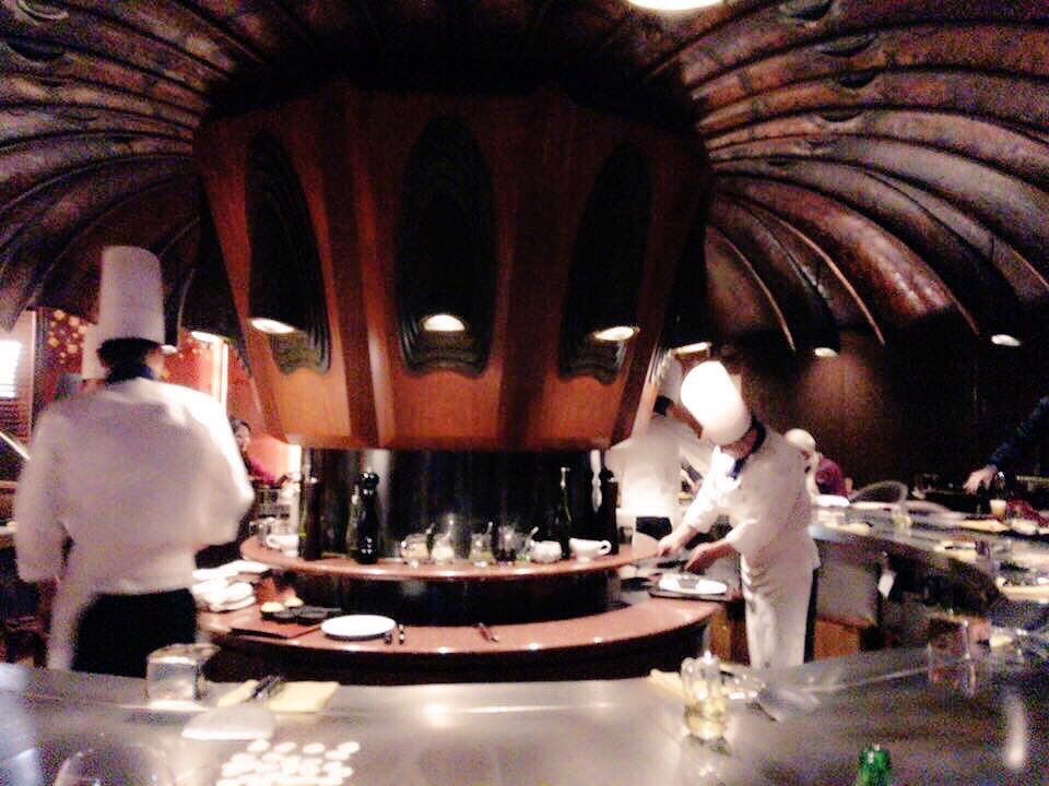 nattu0331's tweet photo. スマホだけでこんなにかせげて
こんなところに食べに来れるなんて
思ってもなかった😂❤️幸せ！
VIP&amp;バブリー女子ヽ(*＾ω＾*)ﾉ💓

ポチポチするだけで人生変わった✨ https://t.co/ssQUkD7lCL
