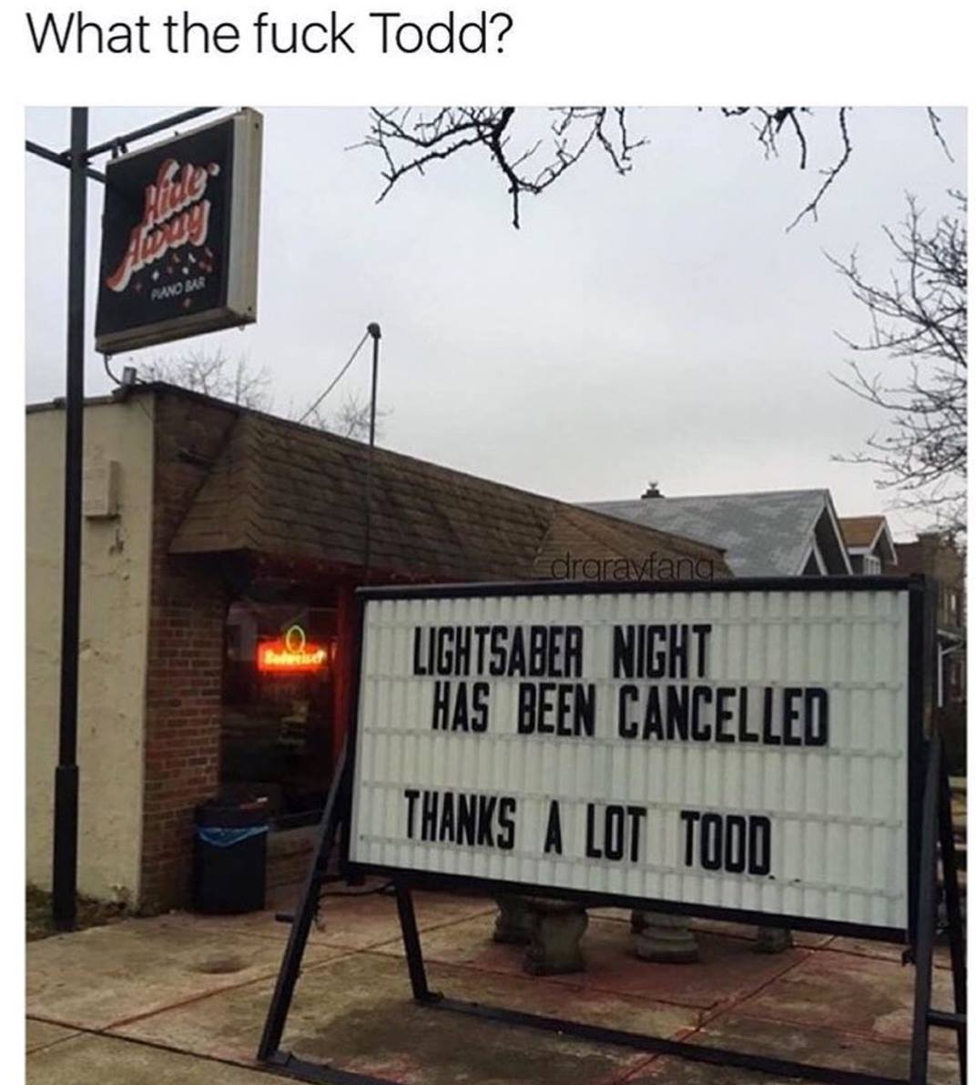 MensHumor's tweet photo. wtf, todd? https://t.co/zRtPeKXPQI