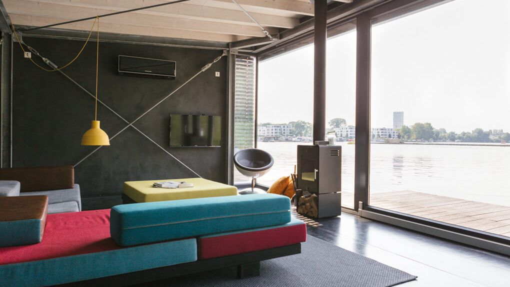 Kontrastprogramm pur: Leben auf dem #Hausboot in #Berlin - jetzt eine neue Home Story auf dem #inspirationBlog social.siemens-home.bsh-group.com/de/home-story-…