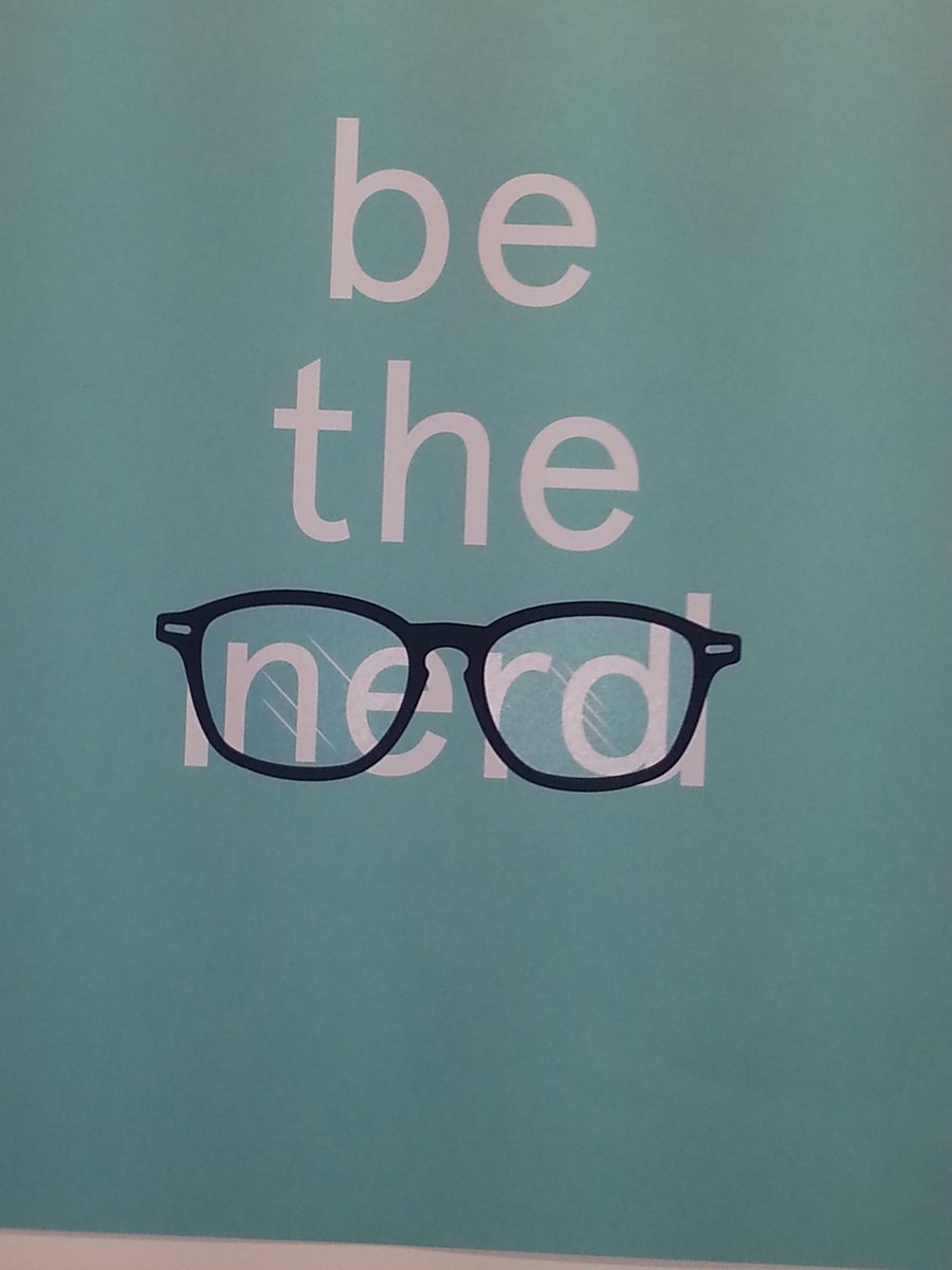 KFDSouza's tweet photo. @CTA_heARTs beyond the selfie. #placeTOconnect building community using socialMedia. https://t.co/TTKZjVapAM