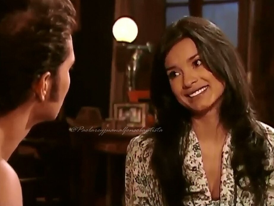 rey_baptista's tweet photo. Capturas del capítulo de hoy en #nova #pasiondegavilanes #españa #cap136 parte 3 #PDG @juanbaptistad @PAOLAREYACTRIZ https://t.co/M54wEbut4K