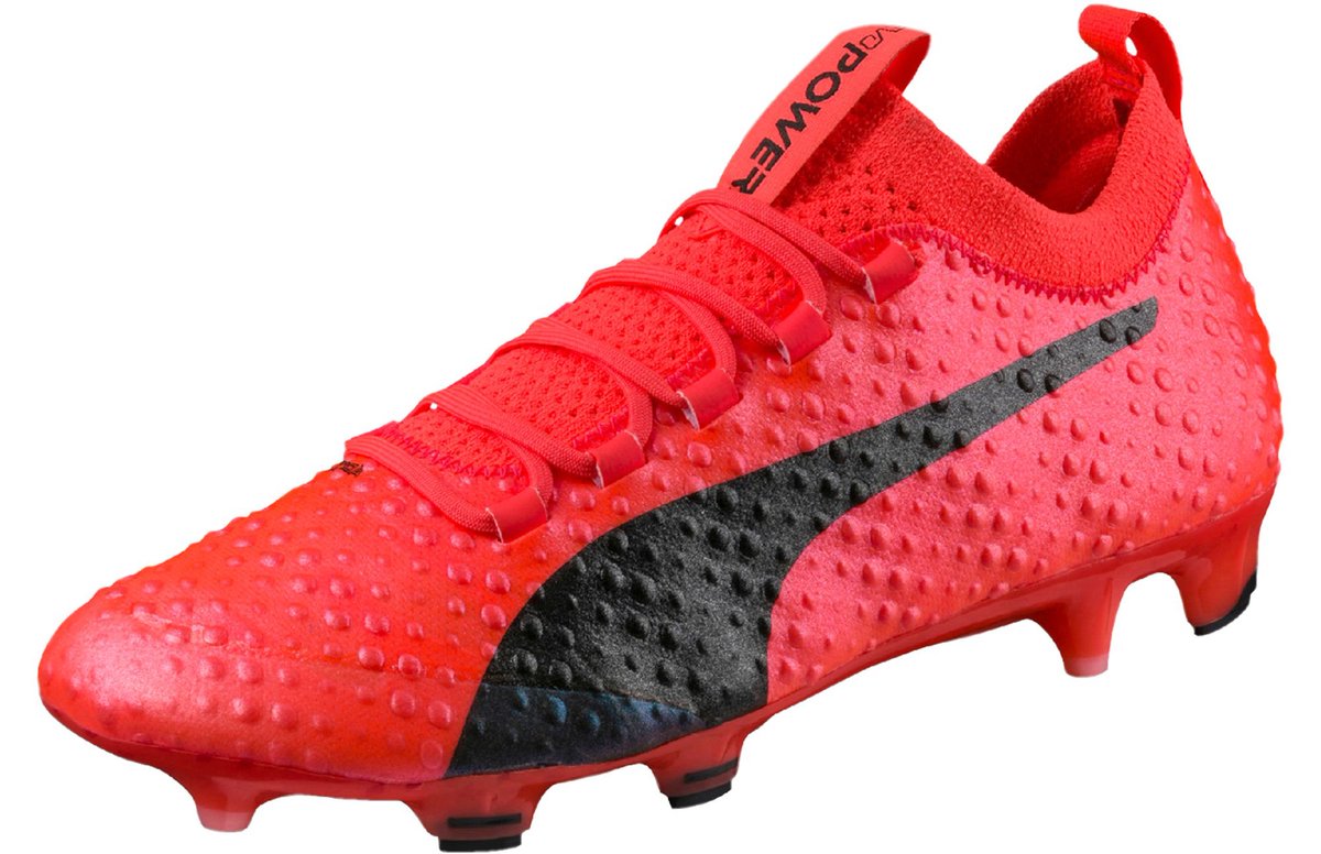sochuteiras's tweet photo. Linha de chuteiras Puma EVOPower Vigor 1 3D recebe as cores fiery coral/black/toreador https://t.co/qpddZOqXHP https://t.co/ZRr8S5TMtl