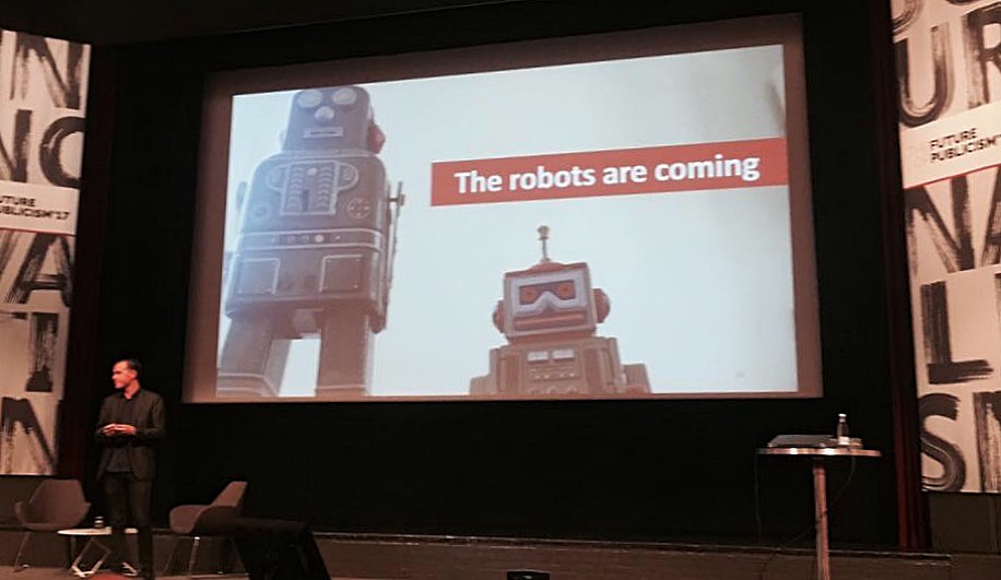 Er robotterne en trussel mod journalisterne, eller er de deres fremtidige kollegaer? Følg vores robotter på lasso.dk #TFOP17