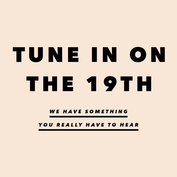 samantha_hatz's tweet photo. today's the day. don't miss our biggest news yet https://t.co/AeKvxYiNta #appboycountdown https://t.co/VMT4E0pssX