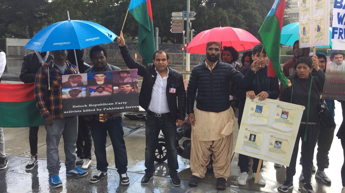 BRP_MediaCell's tweet photo. Geneva:  BRP now staging a protest demonstration to raise awareness about Pakistan's genocidal policy in Balochistan during #HRC36 https://t.co/0TUWo0yJSR