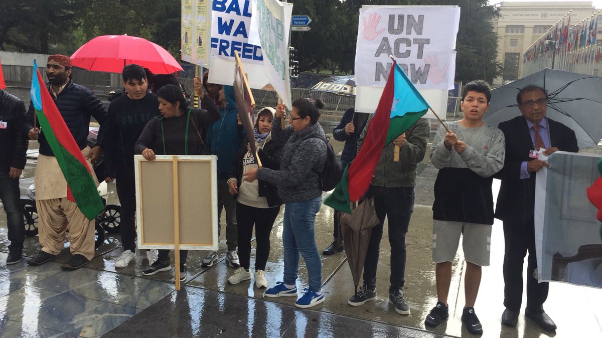 BRP_MediaCell's tweet photo. Geneva:  BRP now staging a protest demonstration to raise awareness about Pakistan's genocidal policy in Balochistan during #HRC36 https://t.co/0TUWo0yJSR