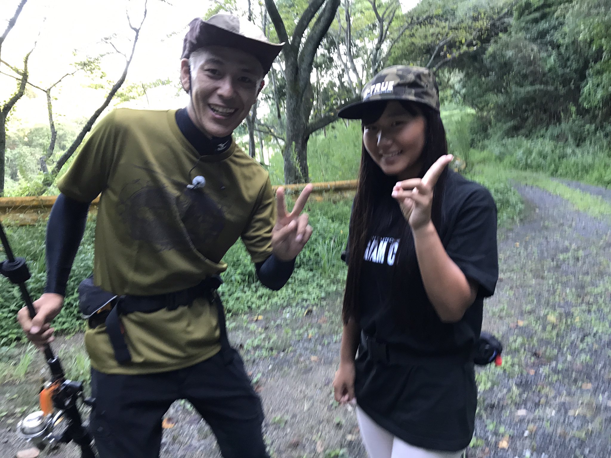 Uzivatel ガッツ 石松剛 Na Twitteru ロケお邪魔した 写真ありがとうございます 勝手に番組ジャック ロンブー ロンドンブーツ亮さん 釣りビジョン ランガンパニック 撃ちゃん Https T Co Eejxig2v4m Twitter