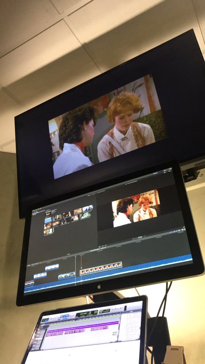 Who loves #prettyinpink? Apprently a lot of <a href="/instagram/">Instagram</a> users. Almost 2 million #hastags for it. #80s #videoremix #videomashup #videodj