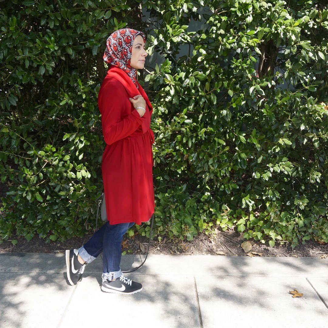 simplyzeena's tweet photo. If Bayan had to pick, this ones her fave 🍁 https://t.co/ZPgpciRey4 #fallpicks https://t.co/Oa0IiPpql9