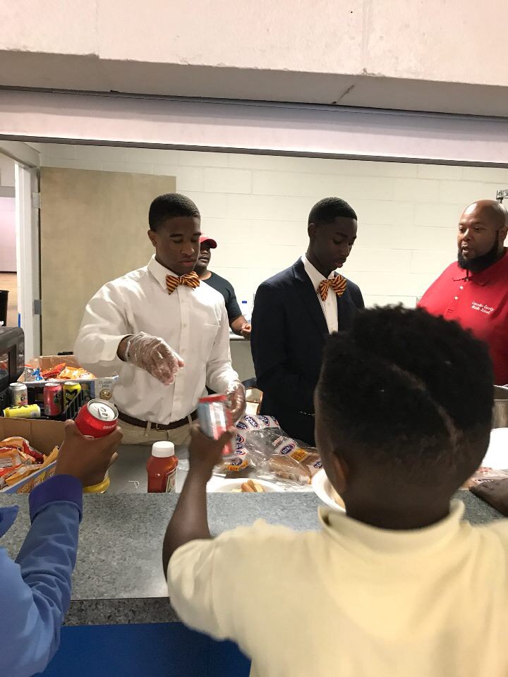 Montgomerykl_'s tweet photo. Montgomery Kappa League helping out at the Boys and Girls Club yesterday.  #communityservice #leadership #education https://t.co/WUreakqwUV