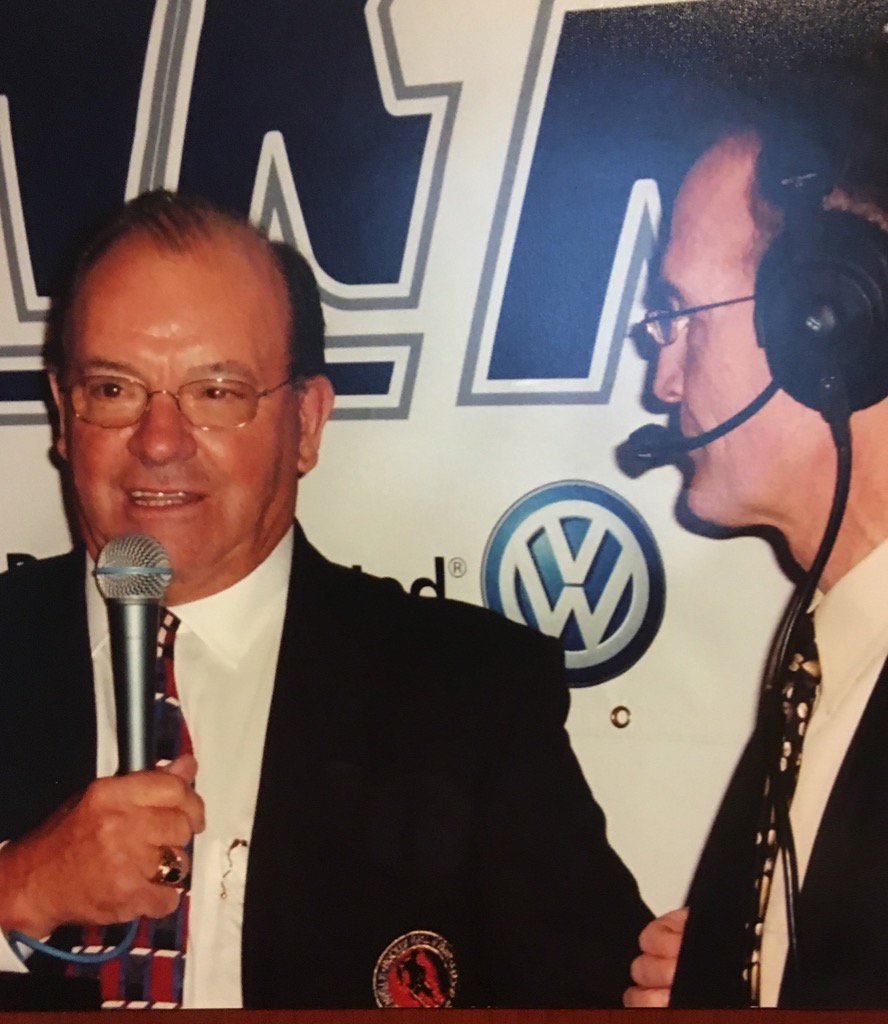 Happy 84th birthday to legendary coach Scotty Bowman. My pre game guest from years ago. 