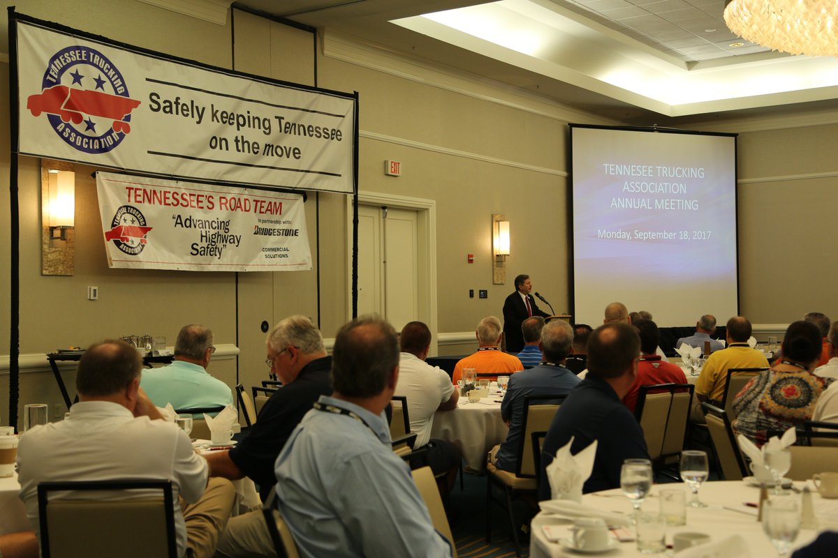 tntrucking's tweet photo. Yesterday, we celebrated our senior Road Team Captains and Sponsors! An exciting keynote with speaker Major Dan Rooney. #TTC2017 https://t.co/o1p3rqUp3U