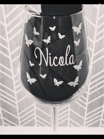 SentimentsGlass's tweet image. Personalised Engraved Butterfly Wine Glass. £6.99 plus p&amp;amp;p. #glass #personalised #new #handmade #wine #unique #gift