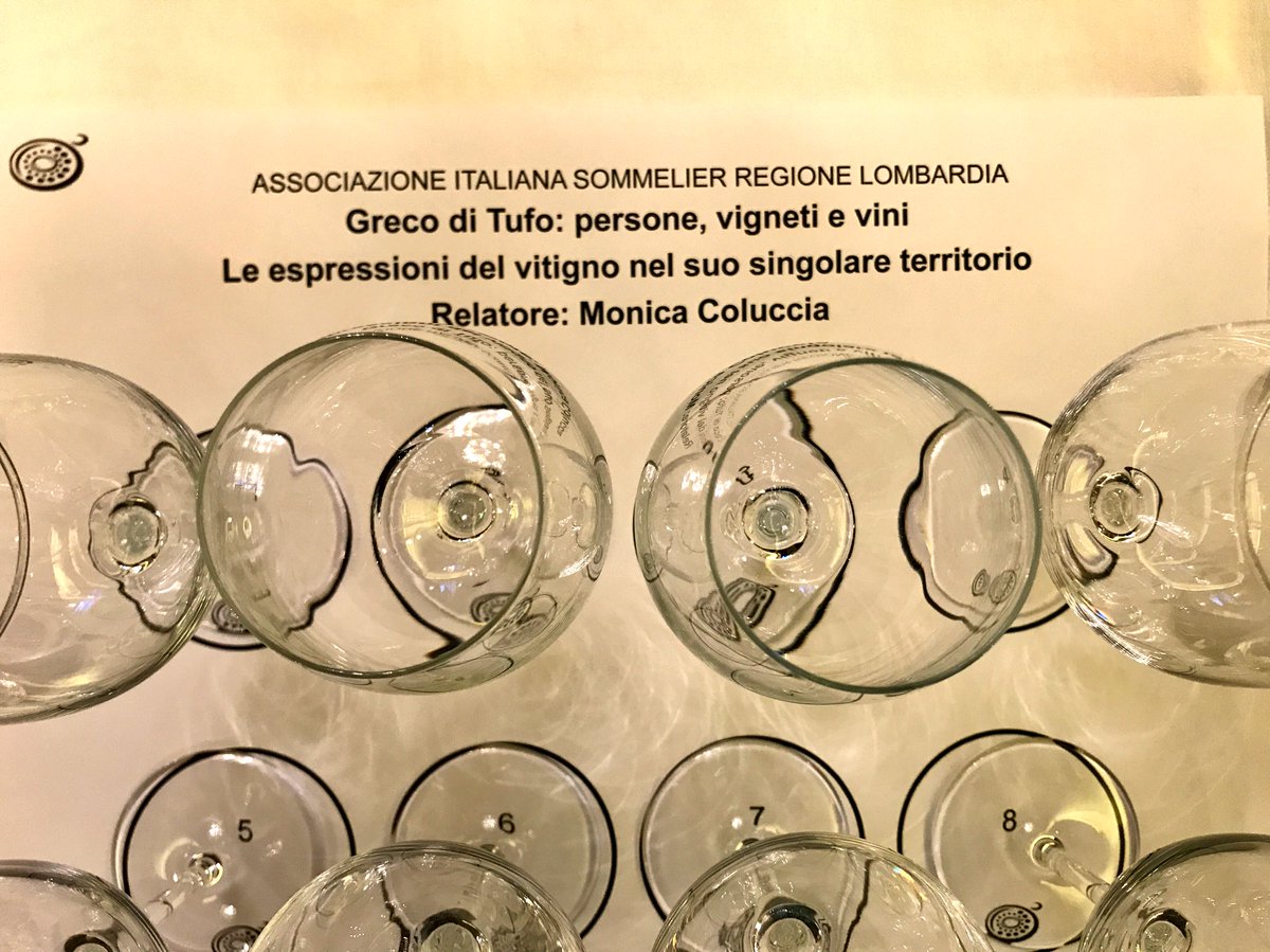 Primo evento della stagione con <a href="/AISMilano/">AIS Milano</a>: Greco di Tufo. E io in ansia da prestazione perché scriverò il racconto della serata :)