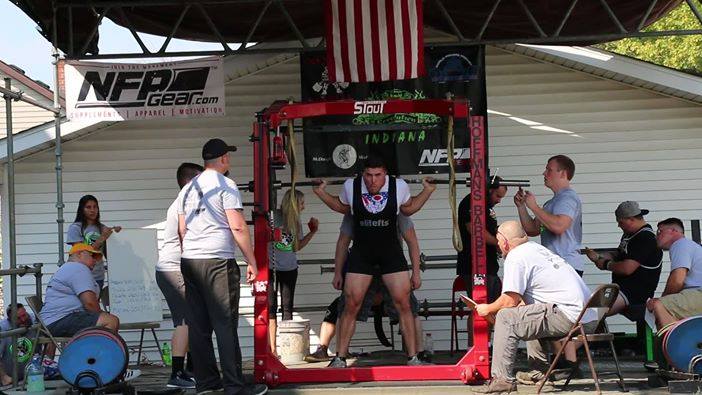 hawken_lewis's tweet photo. First Powerlifting meet in the books! #staterecordholder #RPS #Bench #squats #deads https://t.co/uz5tFtVzIR