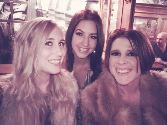 Pre drinks for @ukadultawards with @tindrafrost and @lily_cade #TuesdaySelfie https://t.co/3PnMYGHMK<a class="tags" href="/tag/ukadultawards">@ukadultawards</a><a class="tags" href="/tag/tindrafrost">@tindrafrost</a><a href="/tag/tuesdayselfie"class="tags"><span>#tuesdayselfie</span></a>